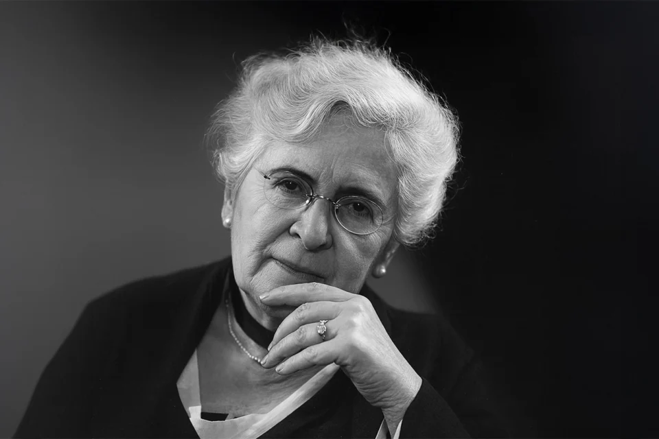 A mulher que ajudou a fundar a Academia Brasileira de Letras foi preterida por ser mulher e apagada da memória oficial