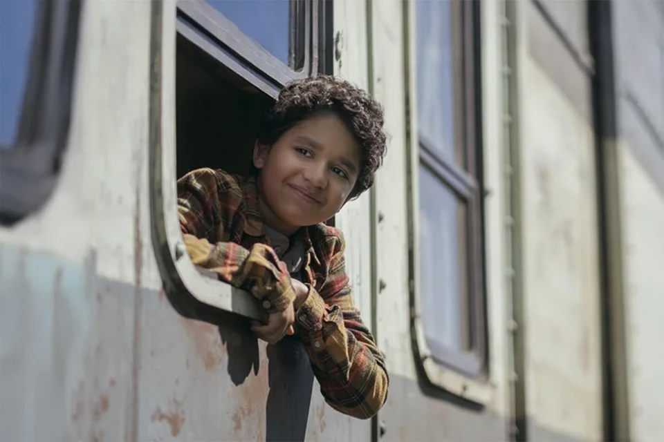 5 filmes na Netflix que parecem leves, mas escondem reflexões profundas