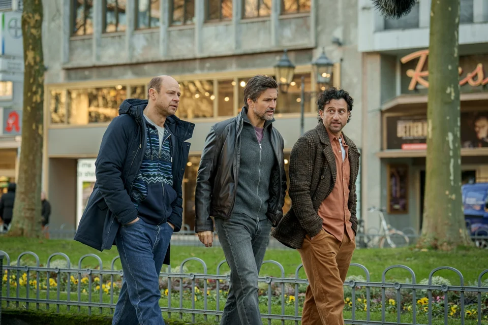 A série da Netflix que tenta explicar os homens — e diverte ainda mais as mulheres