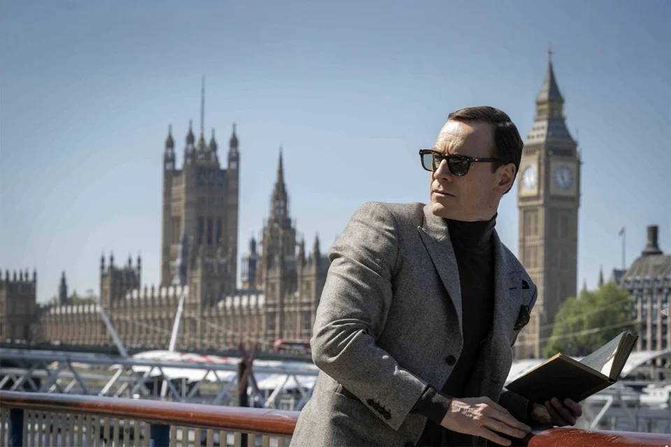 Do mesmo diretor de “Onze Homens e Um Segredo”, thriller com Michael Fassbender é um dos mais vistos do Prime Video no mundo