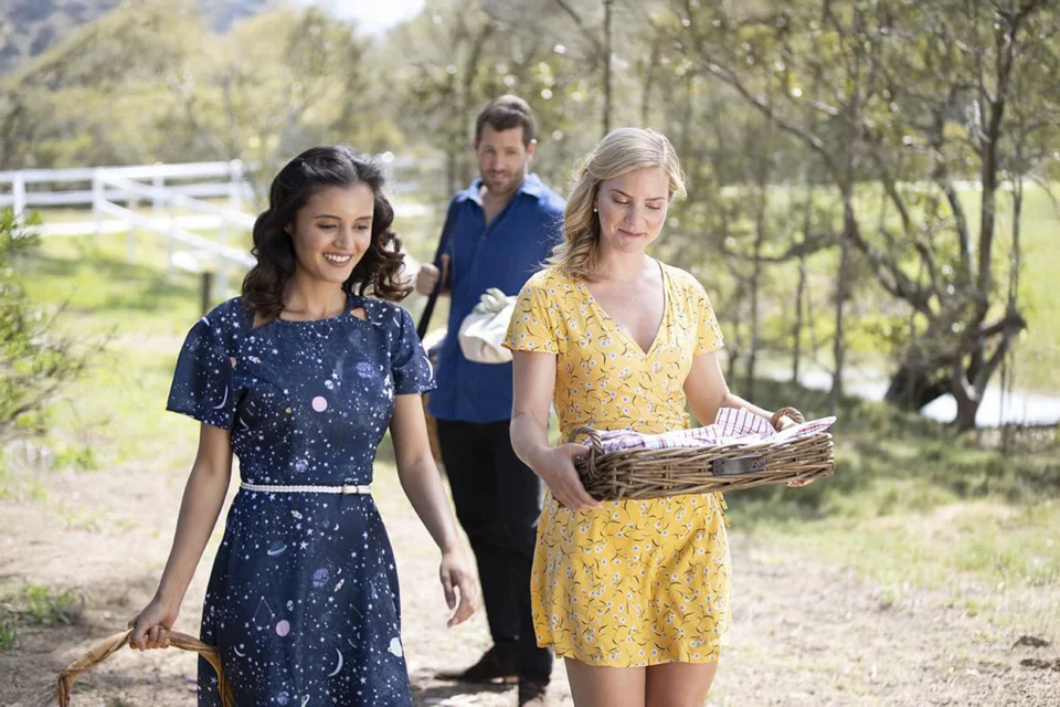 Quer uma dose de leveza na semana? Comédia romântica no Prime Video é a companhia ideal para relaxar