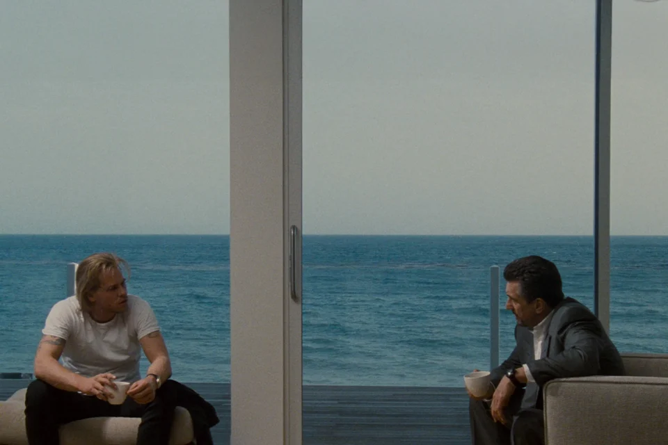 Al Pacino, De Niro e Val Kilmer no maior filme de ação policial da história do cinema. Agora na Netflix