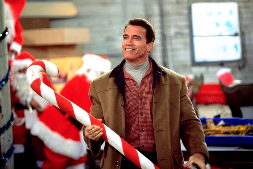 Arnold Schwarzenegger em sua comédia mais caótica e nostálgica disponível na Netflix