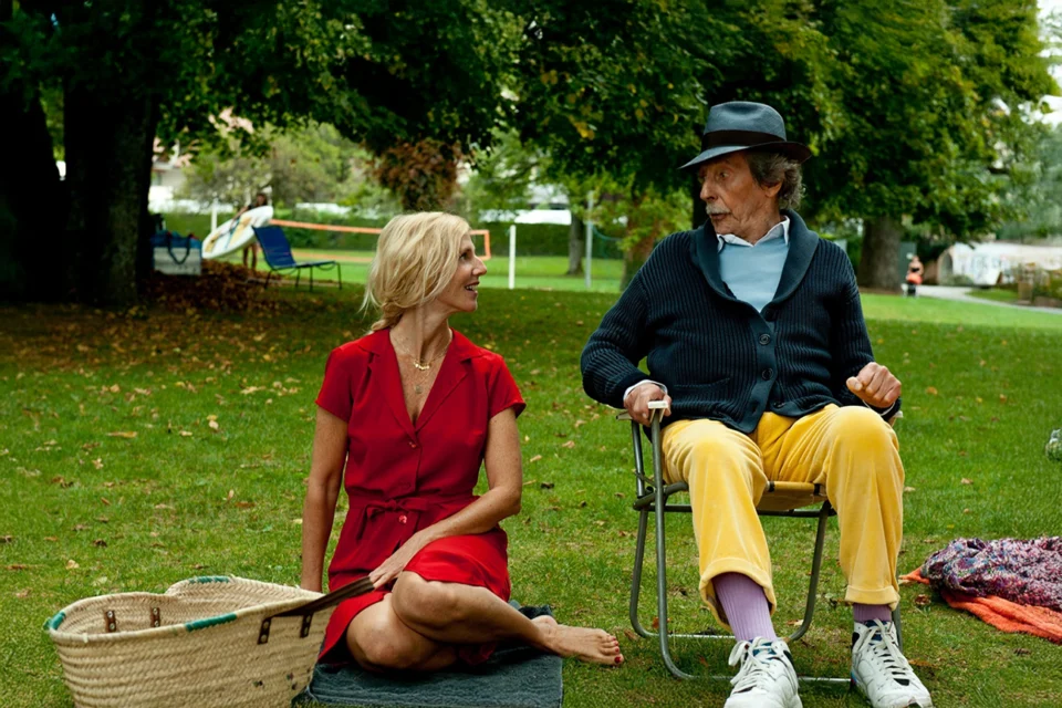 Chegou ao Prime Video o último filme de uma lenda francesa — um adeus que mistura angústia e ternura