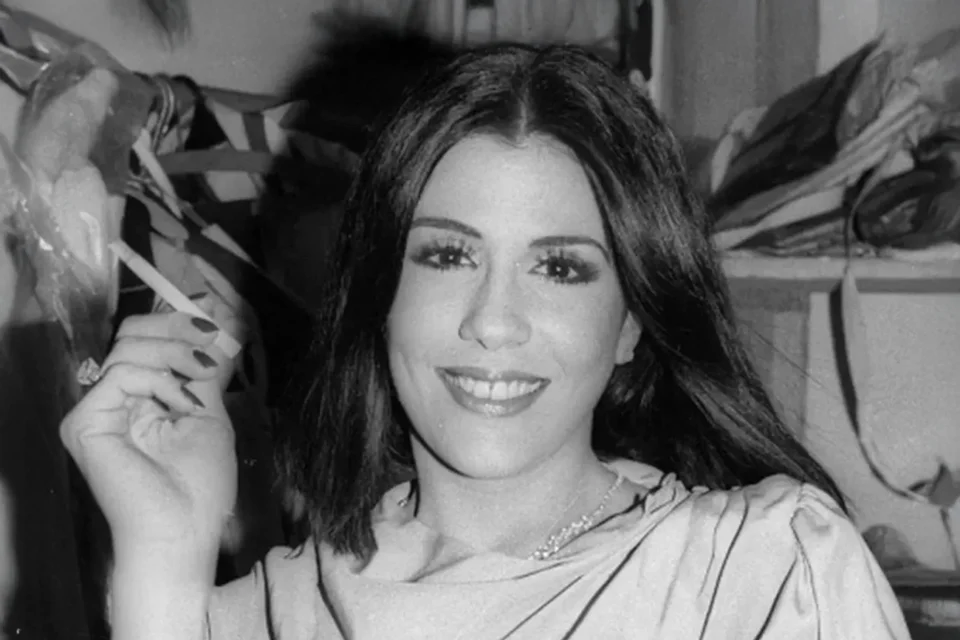 Ela atravessou a ditadura de biquíni em horário nobre. Aos 40, disse na TV que tinha Aids. O país mudou de canal