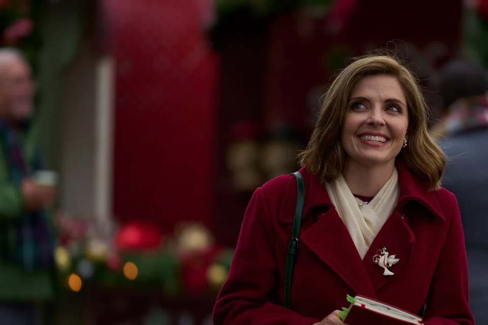 Não adie nem mais um minuto: o romance de Natal na Netflix que funciona como um abraço inesperado