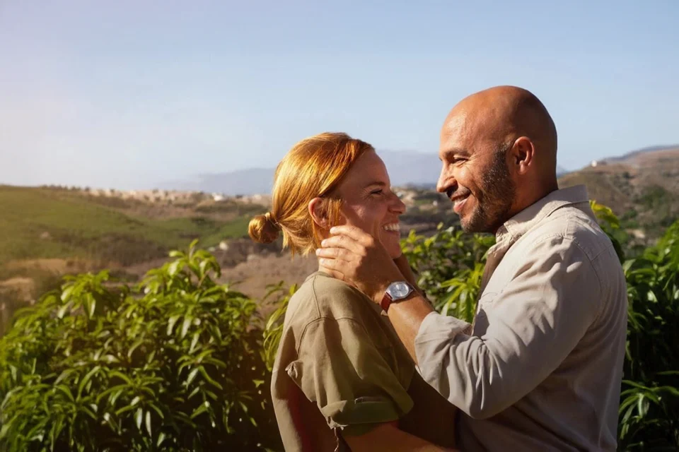 Sob o sol da Andaluzia: a comédia romântica da Netflix que aquece até os corações mais frios