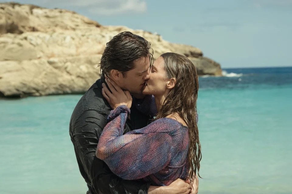 Suspense alemão na Netflix promete tensão, mas o que brilha mesmo é o sol de Maiorca