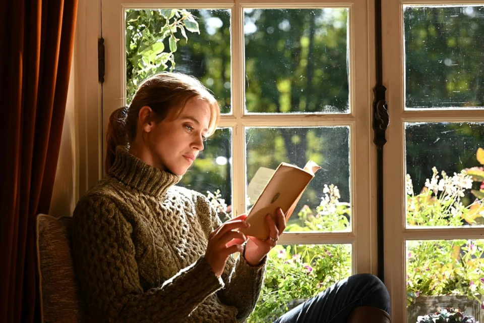 Antes de escolher o que ver hoje, faça um favor a si mesma: o novo filme de Woody Allen já está no Prime Video