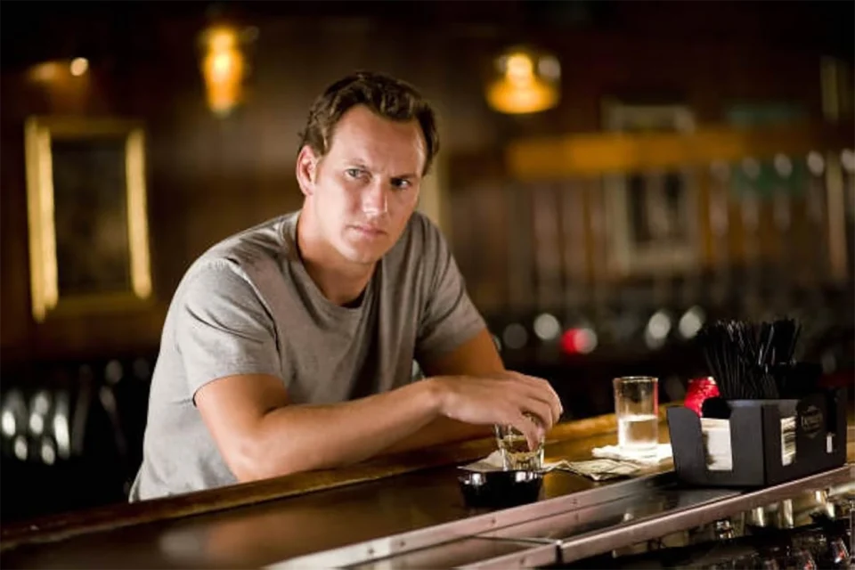 O Vizinho: Samuel L. Jackson encarna policial que decide controlar quem vive ao lado em thriller na Netflix