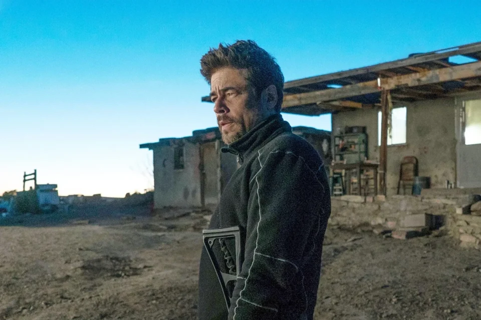 Ação adulta, tensa e sem firulas — o tipo de filme que faz você largar o celular por 2 horas, na Netflix