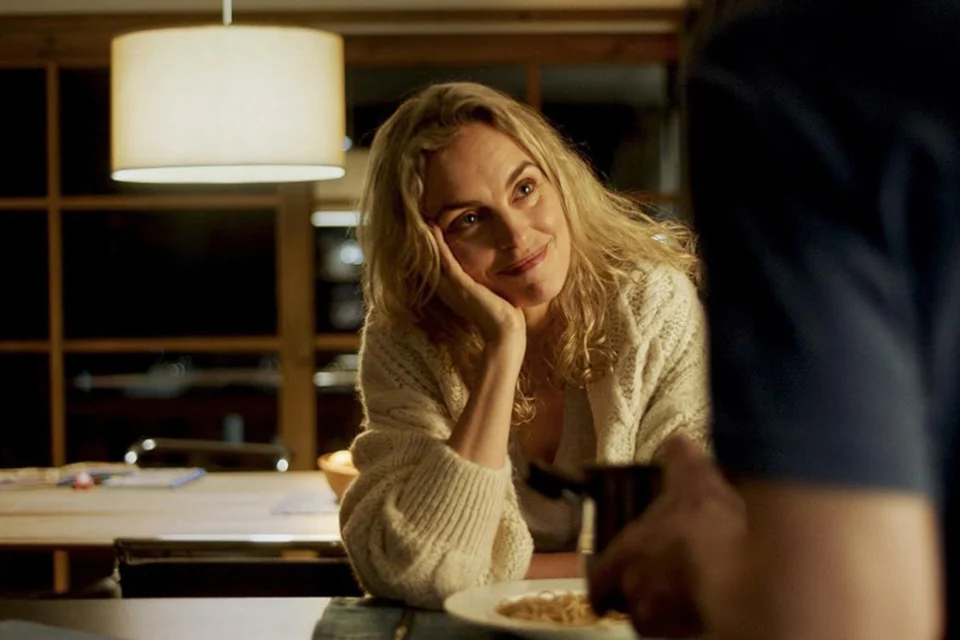 Você termina esse filme do Prime Video e fica olhando pra tela sem saber o que sentir