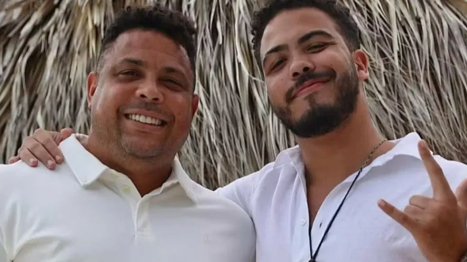 Filho de Ronaldo rebate rótulo de ‘nepo baby’ e reage a críticas nas redes