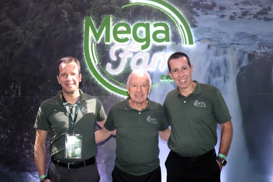 EHTL abre Mega Fam 2025 em Foz do Iguaçu com 700 agentes de viagens