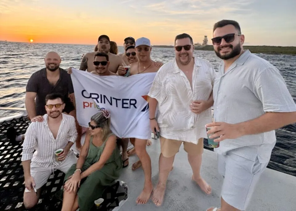 Agentes exploram Curaçao na famtour da Orinter Pride e encerram dia com pôr do sol no Caribe – M&E