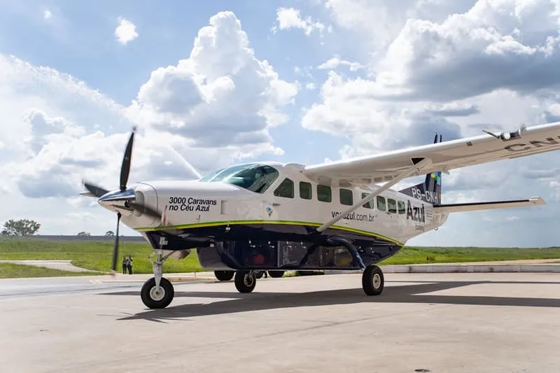 Aviação regional em crise e concentração na Azul