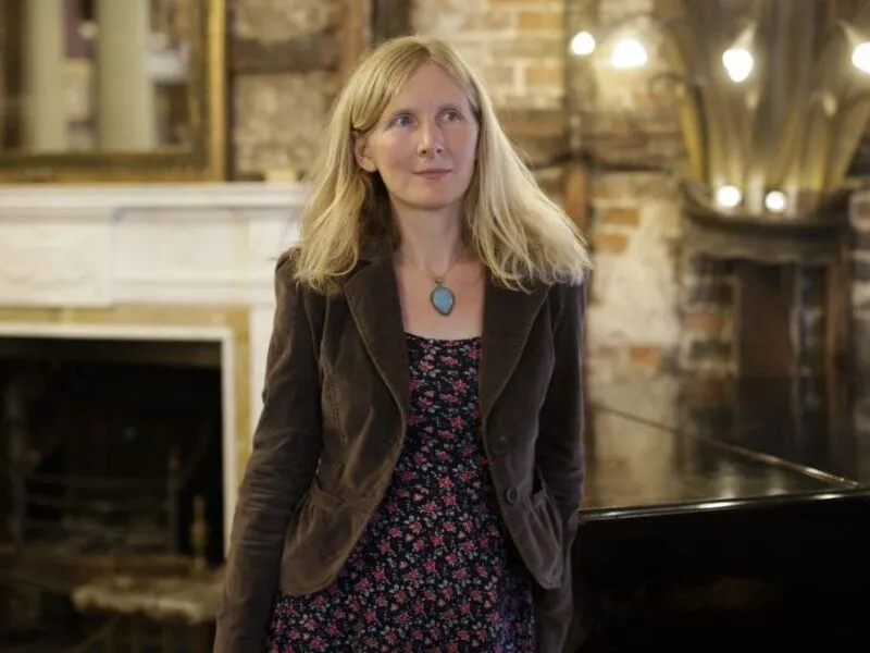 Booker Prize anuncia finalistas, com veteranos dominando a premiação; confira lista