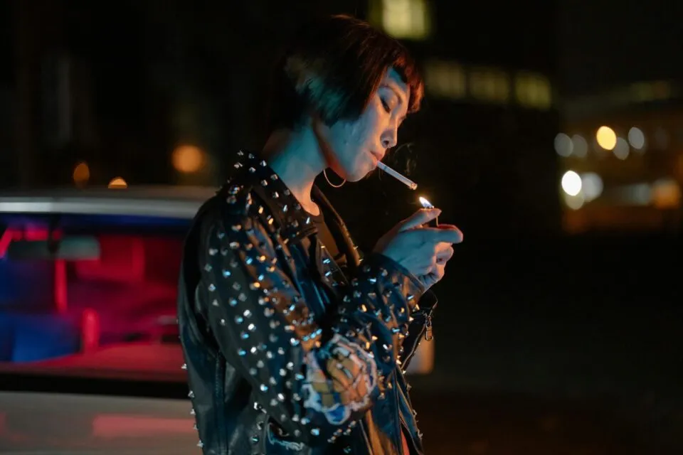 Espanha aprova projeto de lei que proíbe fumar em áreas públicas