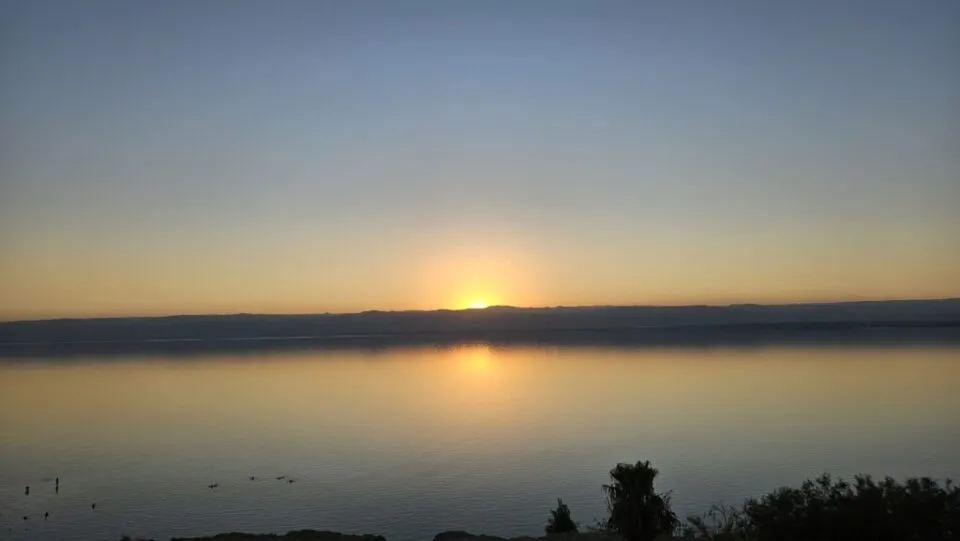 Experiência no Mar Morto marca último dia de famtour promovido pela Flot na Jordânia – M&E