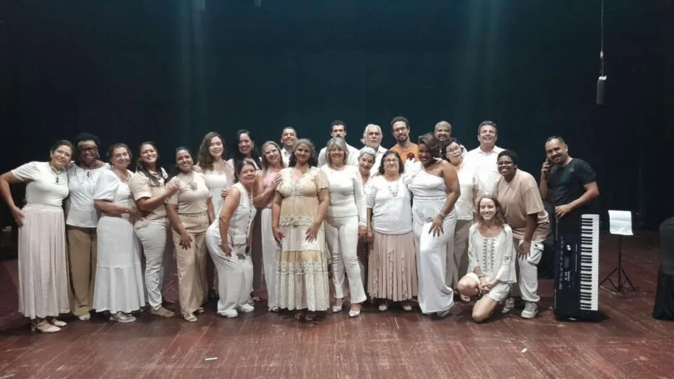 Grupo do Centro de Belas Artes de Alagoas se apresenta no 12º Encontro de Coros, em Maceió