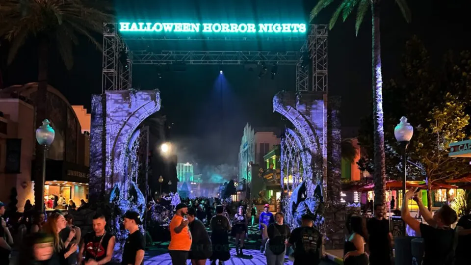 Halloween Horror Nights 2025: do susto ao espetáculo, o que fazer além das casas assombradas – M&E