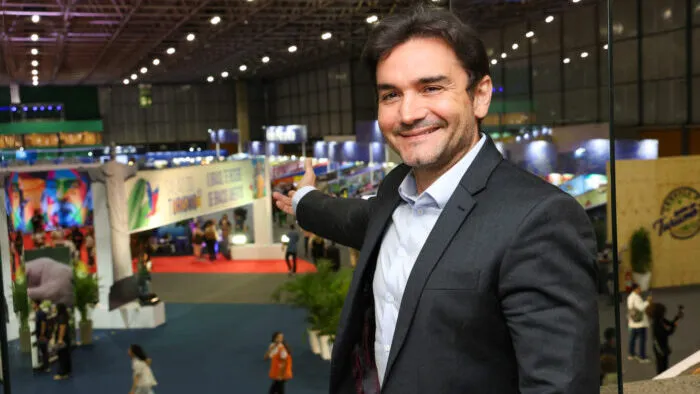 Relembre trajetória de Celso Sabino no comando do MTur – M&E