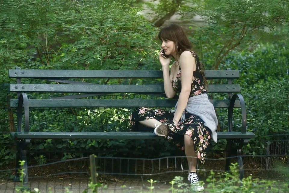 Romance com Dakota Johnson e Pedro Pascal: Análise