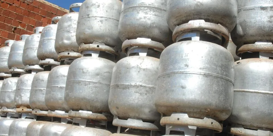 Beneficiários com NIS final 3 recebem Auxílio Gás nesta quarta-feira