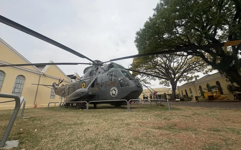 Crianças poderão explorar helicóptero da Marinha em evento no Museu Asas de Um Sonho