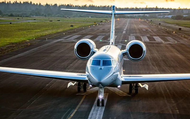 Lucro de controlador da Gulfstream aumenta 12,7% no 3º trimestre