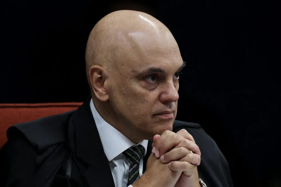 Moraes concede liberdade provisória a ré por questões de saúde mental