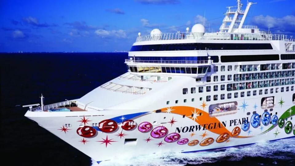 NCL muda política de refeições e começa a cobrar por segundo prato principal; entenda – M&E