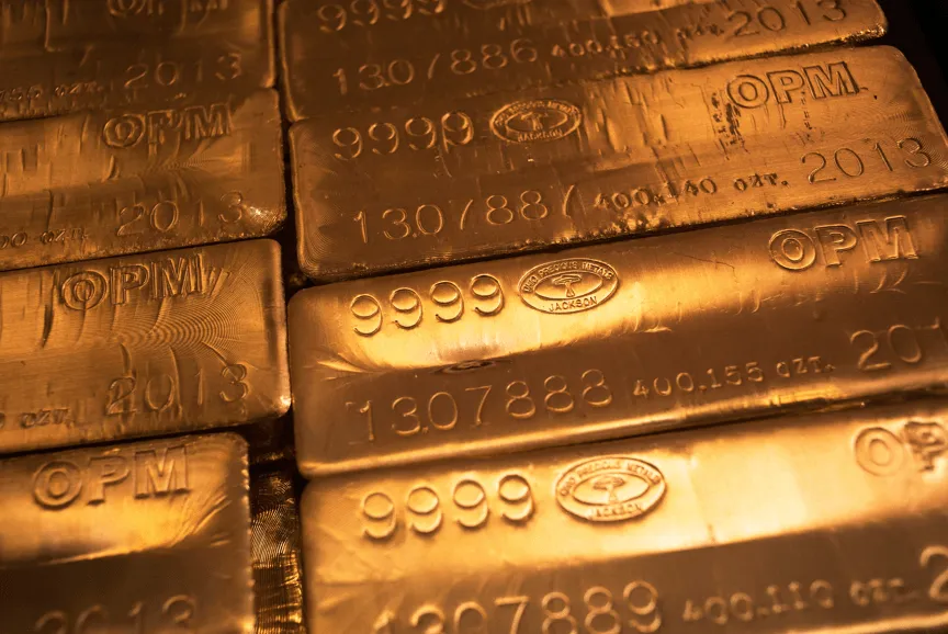 Ouro rompe os US$ 4.000 pela 1ª vez na história, com temores sobre economia dos EUA