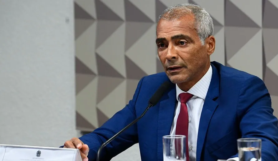 STJ suspende leilão de mansão, lancha e carros de Romário avaliados em R$ 10,8 mi