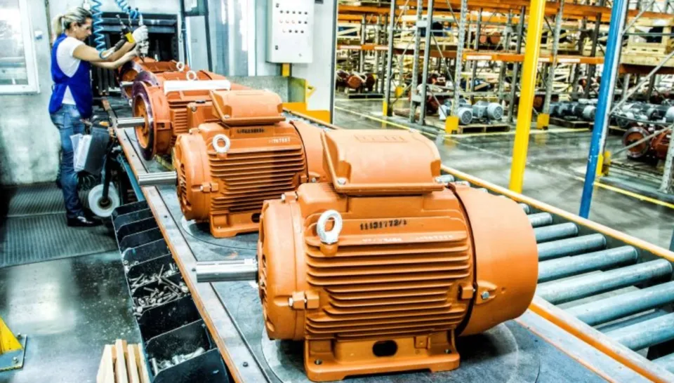 WEG amplia atuação em recarga de veículos elétricos e mira Europa