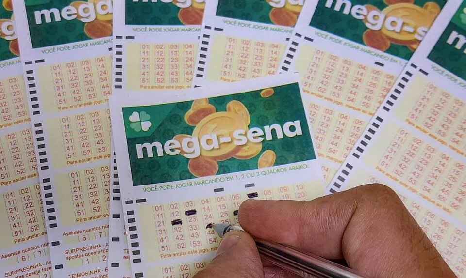 ninguém acerta as seis dezenas e prêmio acumula