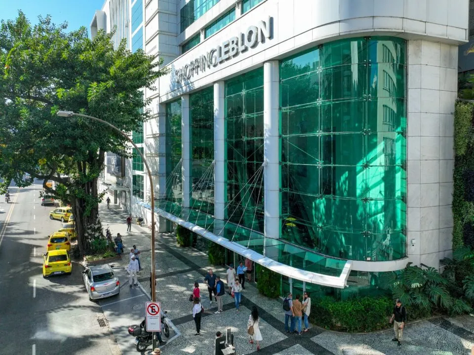 Allos (ALOS3) lucra R$ 126 mi, com alta anual de 25,6% no 3º tri e anuncia dividendos