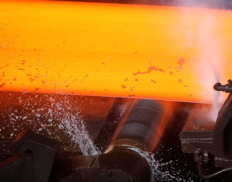 CSN reverte prejuízo e lucra R$ 76 milhões com alta operacional e câmbio favorável