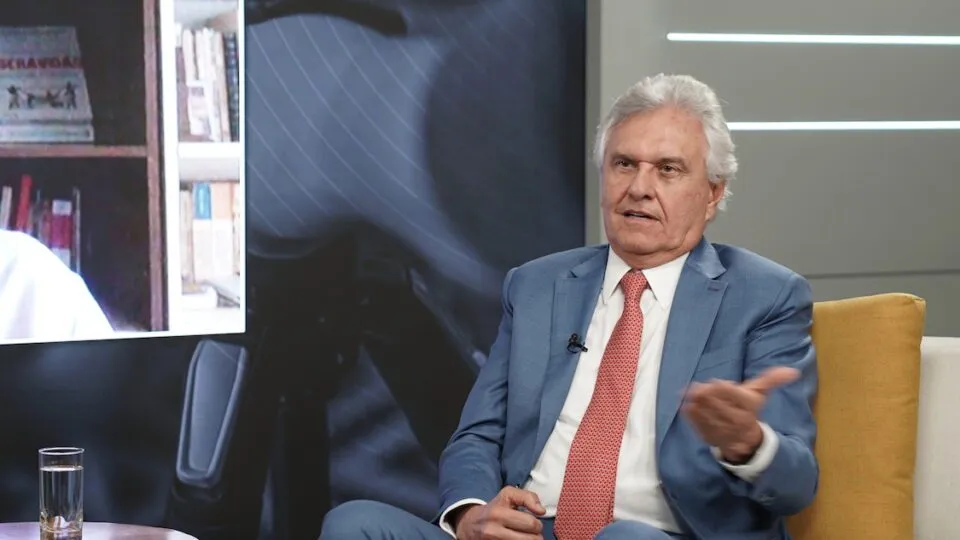 Caiado sofre arritmia cardíaca e ficará internado para realização de procedimento