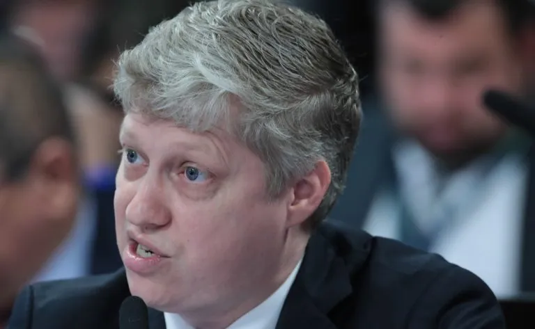 Câmara aprova isenção de visto para turistas dos EUA, Canadá e Austrália – M&E