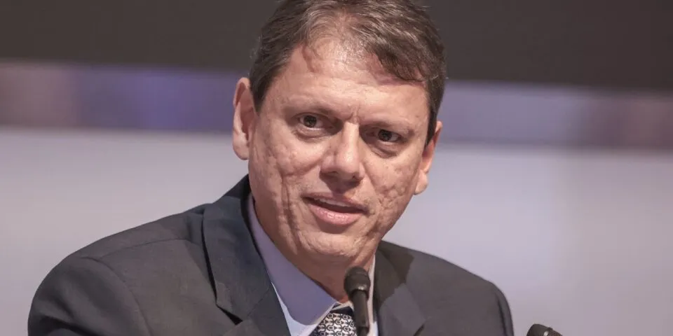 Consórcio Acquavias vence leilão de balsas em São Paulo