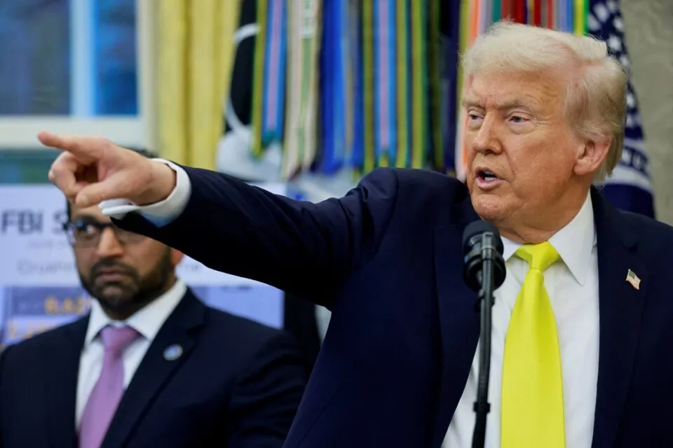 Democratas aproveitam shutdown para pintar Trump como insensível