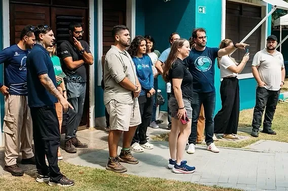 Especialista do SeaWorld orienta veterinários brasileiros em protocolos para peixes-bois – M&E