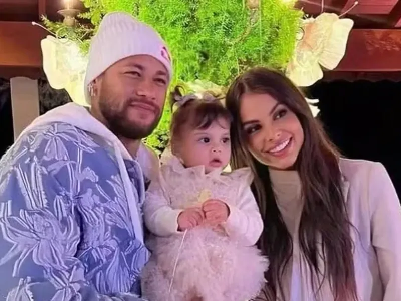 Filha de Neymar passa por cirurgia de emergência após acidente doméstico