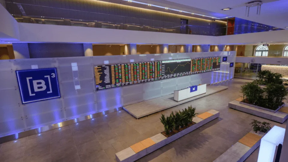 Ibovespa Futuro ronda estabilidade com fim do shutdown, balanços e varejo em foco