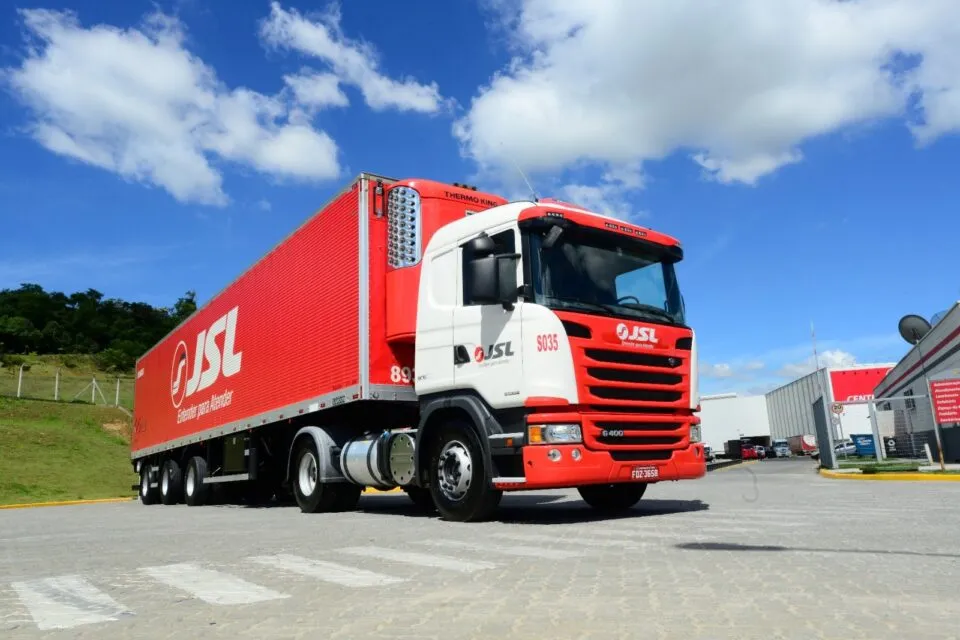 JSL (JSLG3) tem queda de 50,7% no lucro do 3º tri