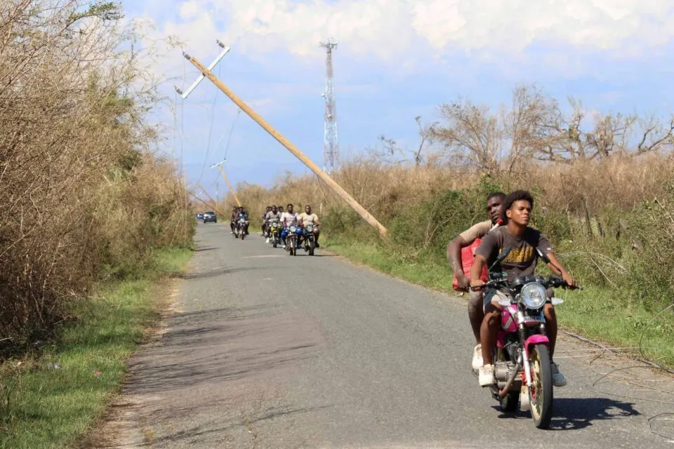 Jamaica recebe US$ 150 mi em título de catástrofe após passagem do furacão Melissa