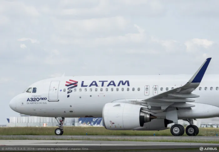 Latam adota medidas preventivas em parte da frota A320 após orientação internacional de segurança; entenda – M&E