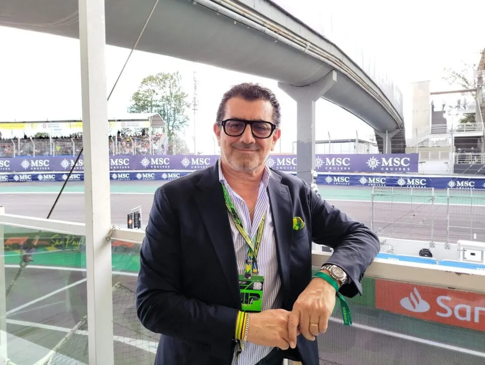 MSC leva operadoras aos boxes da Fórmula 1 no GP de São Paulo; veja fotos