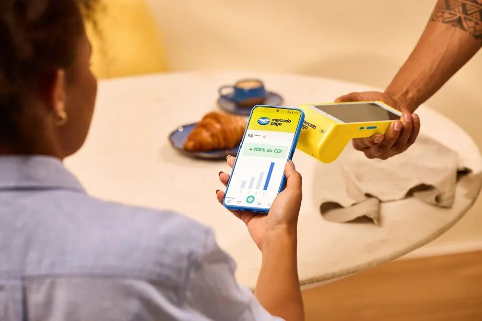 Mercado Pago quer tirar cliente da poupança, da conta que não rende e da anuidade